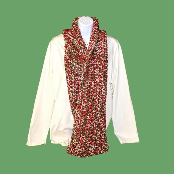 Festive Chunky Hand Crochet Christmas Infinity Cowl Red, White & Green - Picture 2 of 6